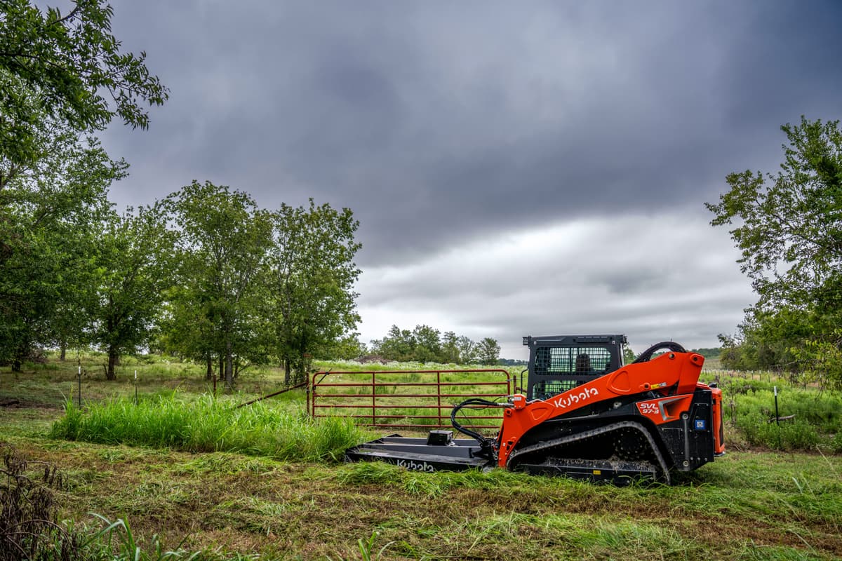 svl97-3 mowing field