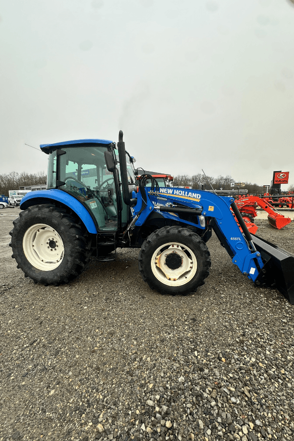 2017 NEW HOLLAND T4.65- STK #: 304914