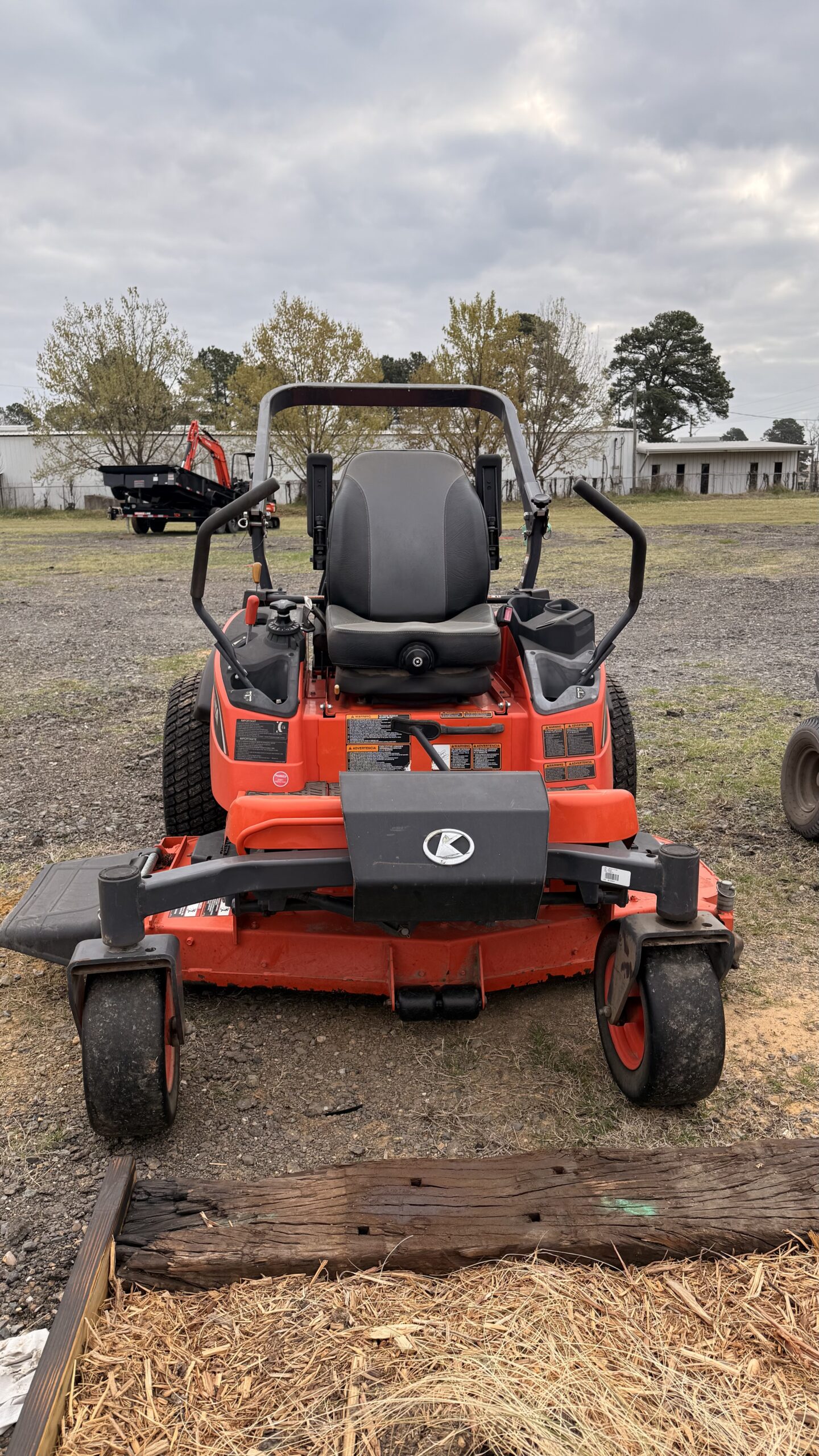2017 KUBOTA ZD1211 ZERO TURN - River Valley Tractor